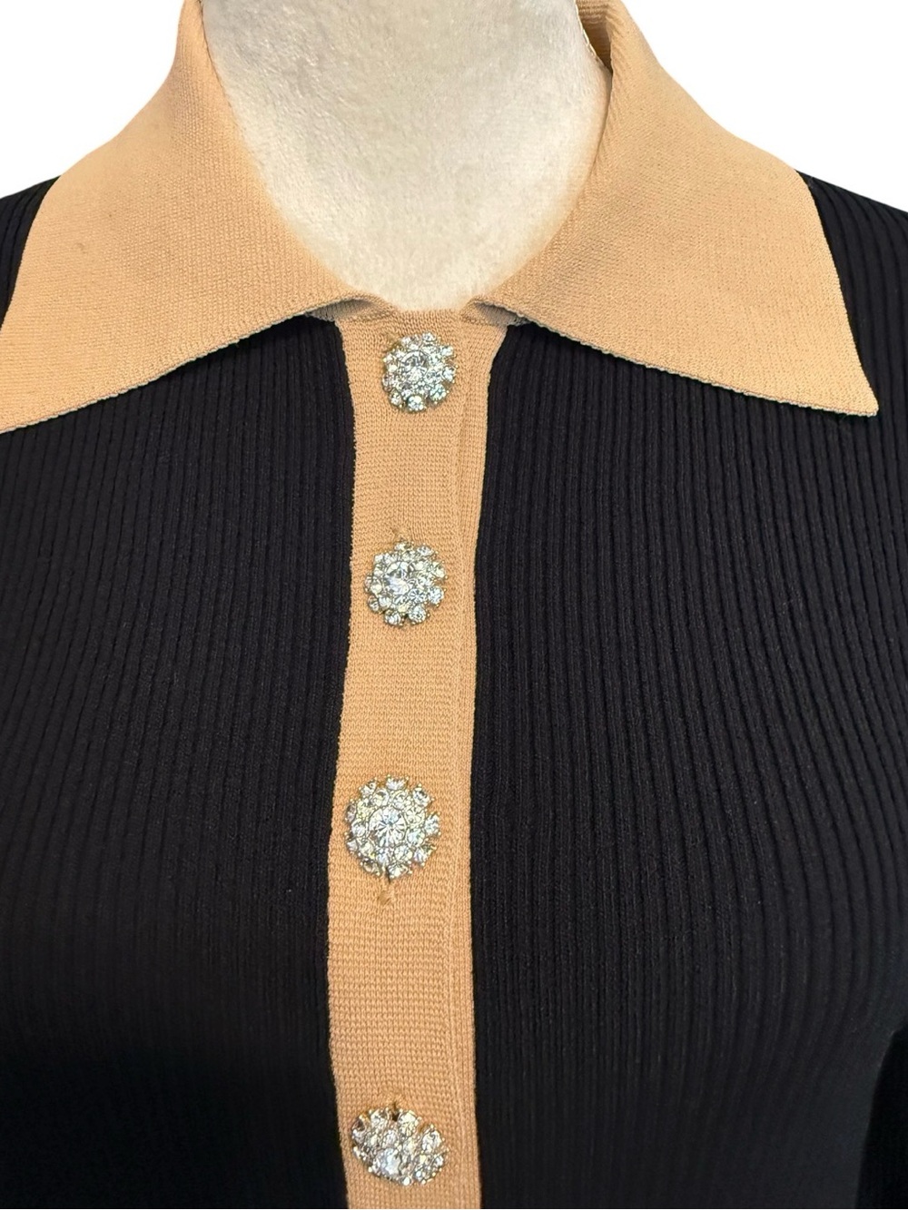 NWOT - Ribbed polo sweater-dress with jewel buttons - Picture 3 of 5